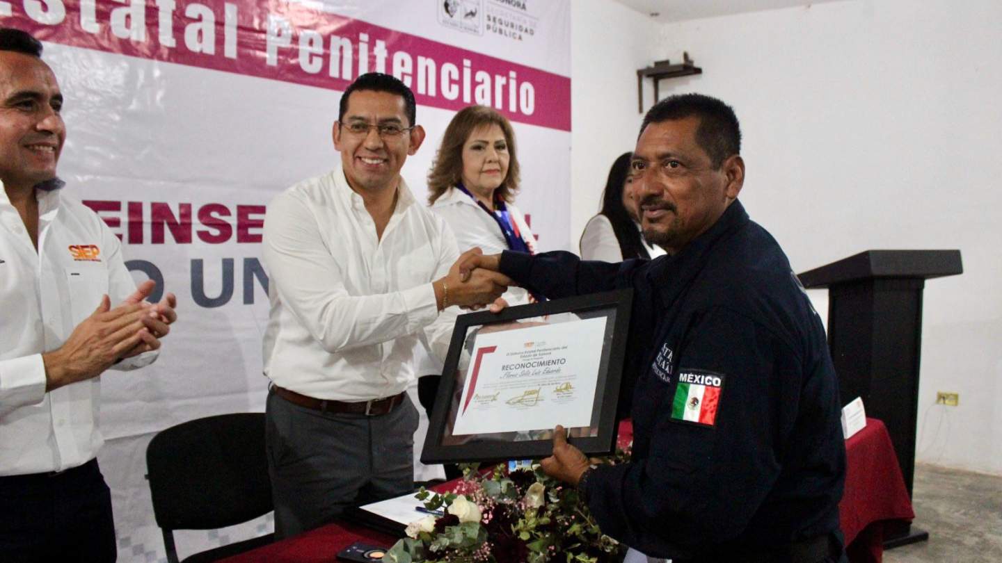 Reconoce Gobierno de Sonora labor del personal del Sistema Estatal Penitenciario
